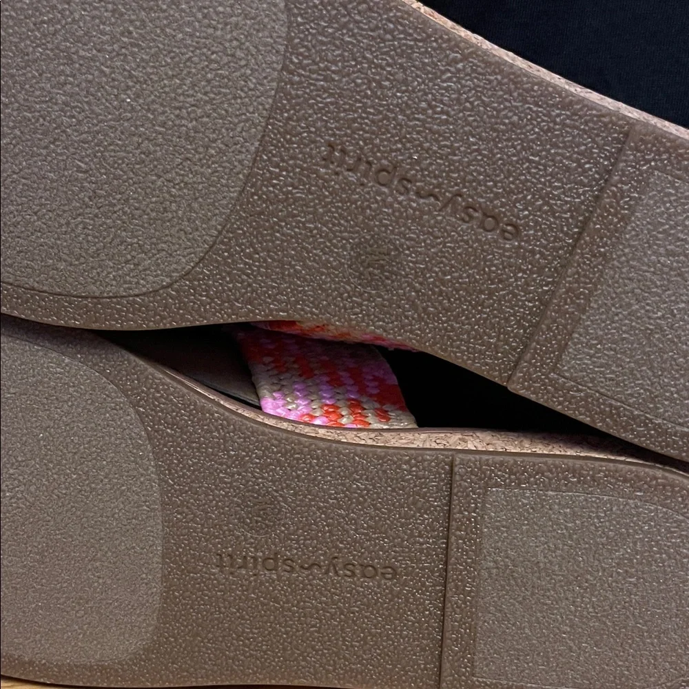 Easy Spirit Pink and Tan Woven Sandals